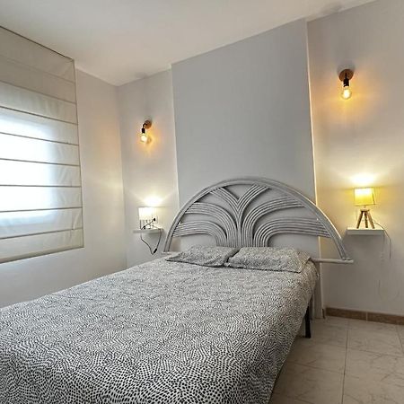Apartamento De Playa En Santa Margarita. Rosas Exterior foto